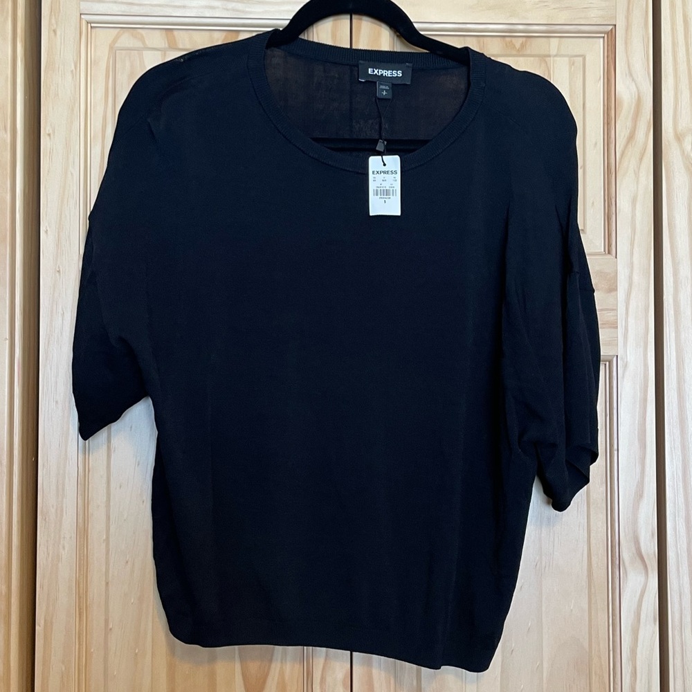 NWT Express short sleeve lightweight sweater
